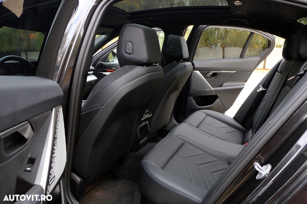 BMW Seria 5 520d AT MHEV - 29