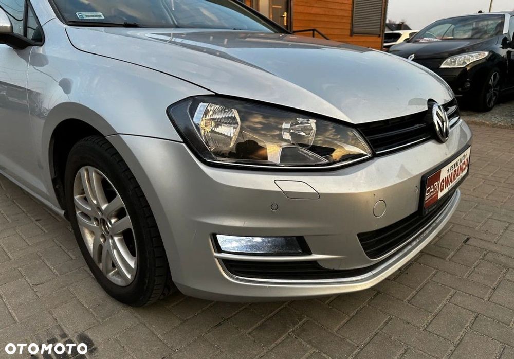 Volkswagen Golf - 37