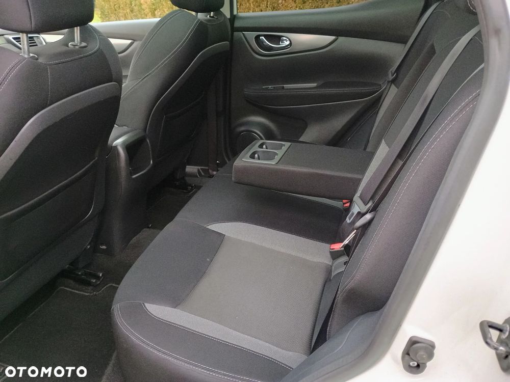 Nissan Qashqai 1.2 DIG-T 360 - 10