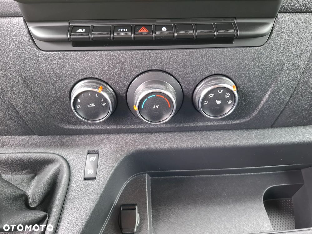Renault MASTER III  L3H2 - 14