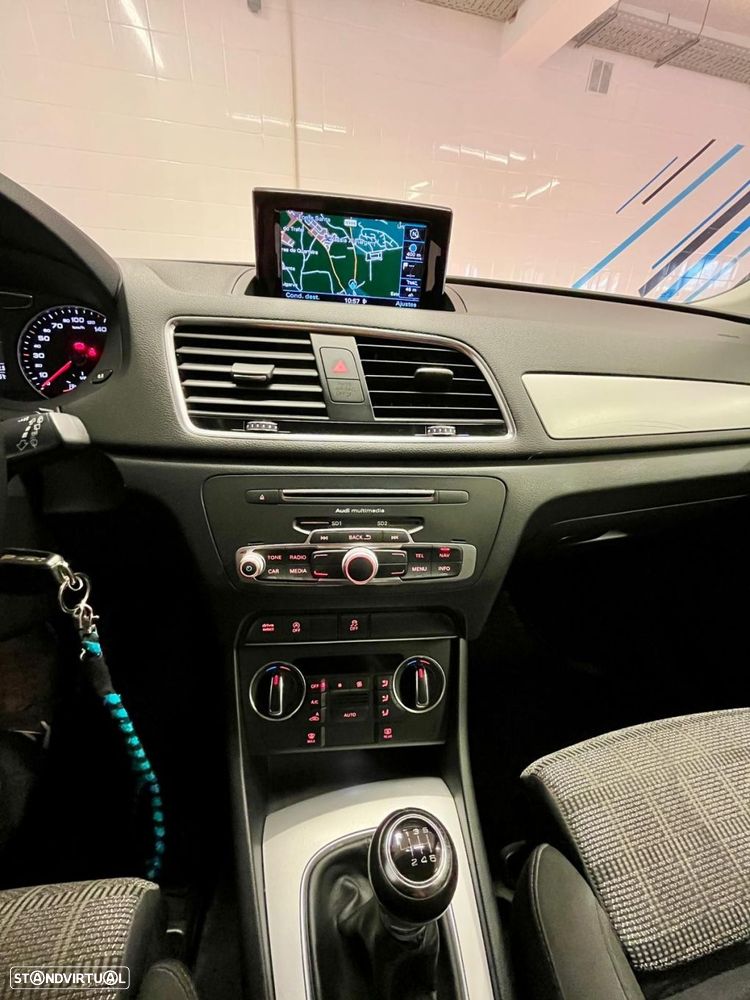 Audi Q3 2.0 TDI S-line - 26