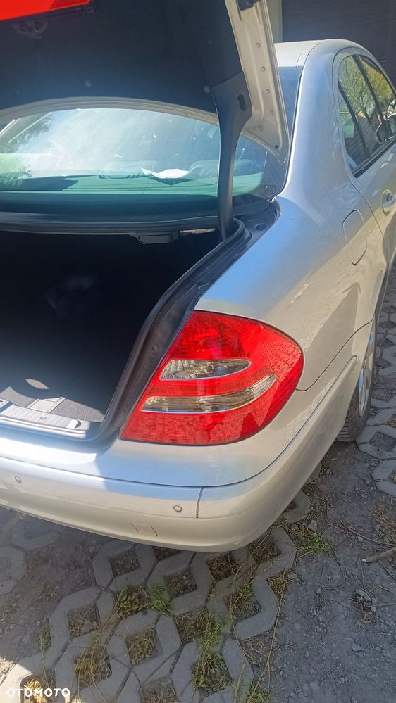 Mercedes-Benz Klasa E 200 CDI Automatik Classic DPF - 14