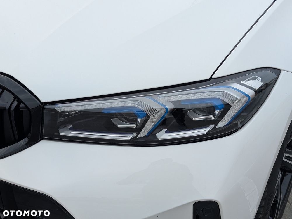 BMW Seria 3 330e PHEV M Sport sport - 9
