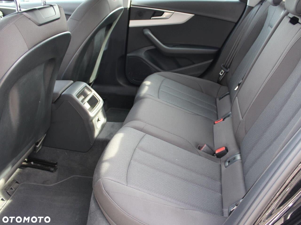 Audi A4 - 12