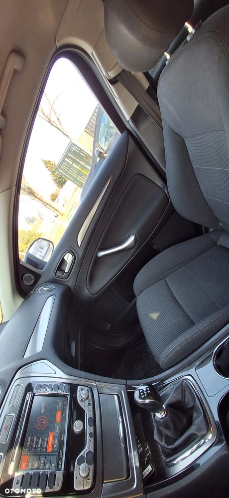 Ford Mondeo 1.8 TDCi Titanium - 9
