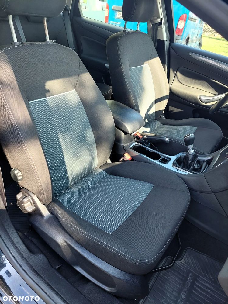 Ford Mondeo 2.0 TDCi Gold X - 37