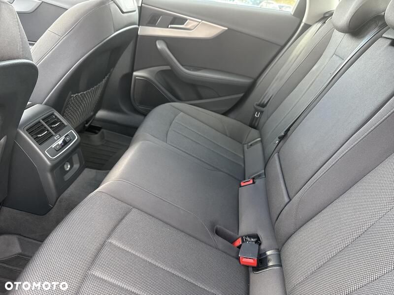 Audi A4 - 22