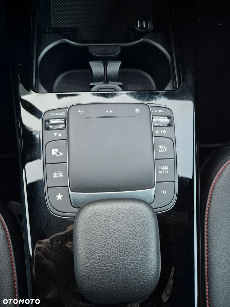 Mercedes-Benz Klasa A 200 d 4Matic 8G-DCT Advanced AMG Line - 14
