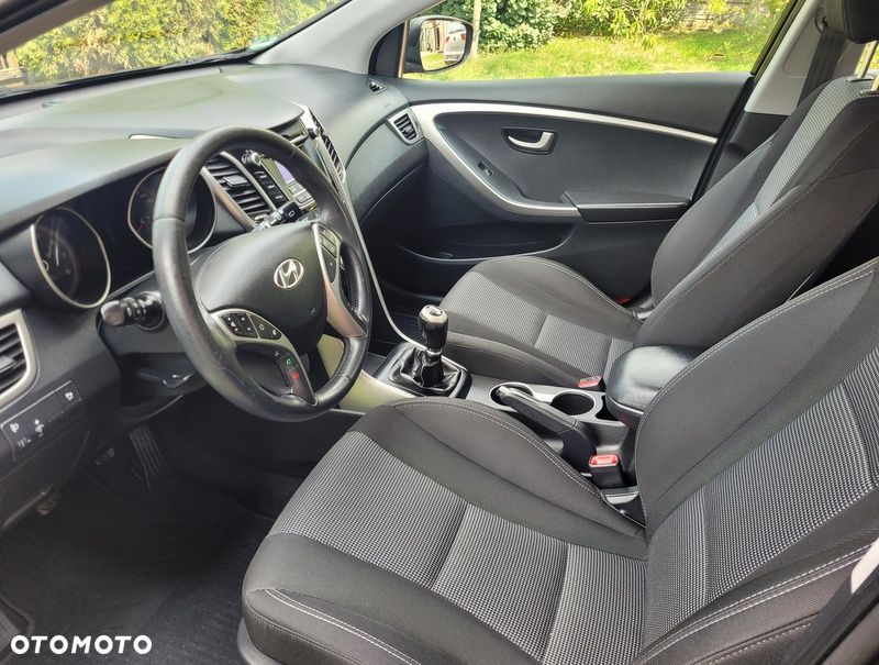 Hyundai i30 - 29