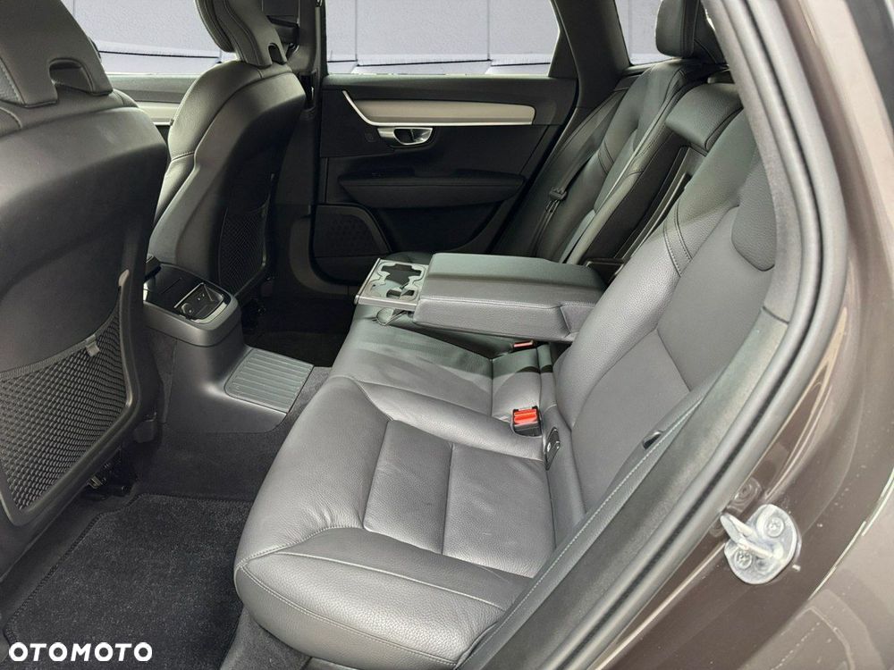 Volvo V90 - 6