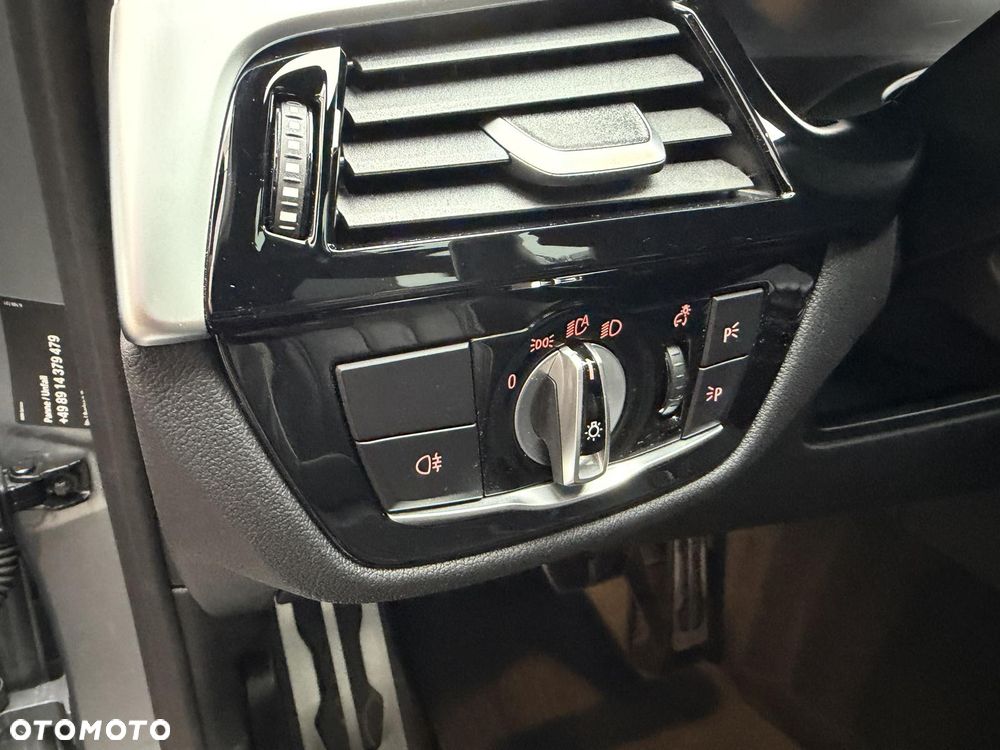 BMW Seria 5 520d xDrive mHEV M Sport sport - 23