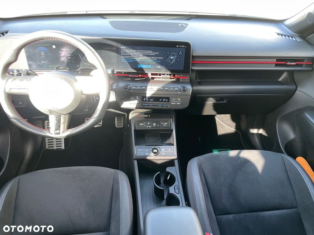 Hyundai Kona - 11