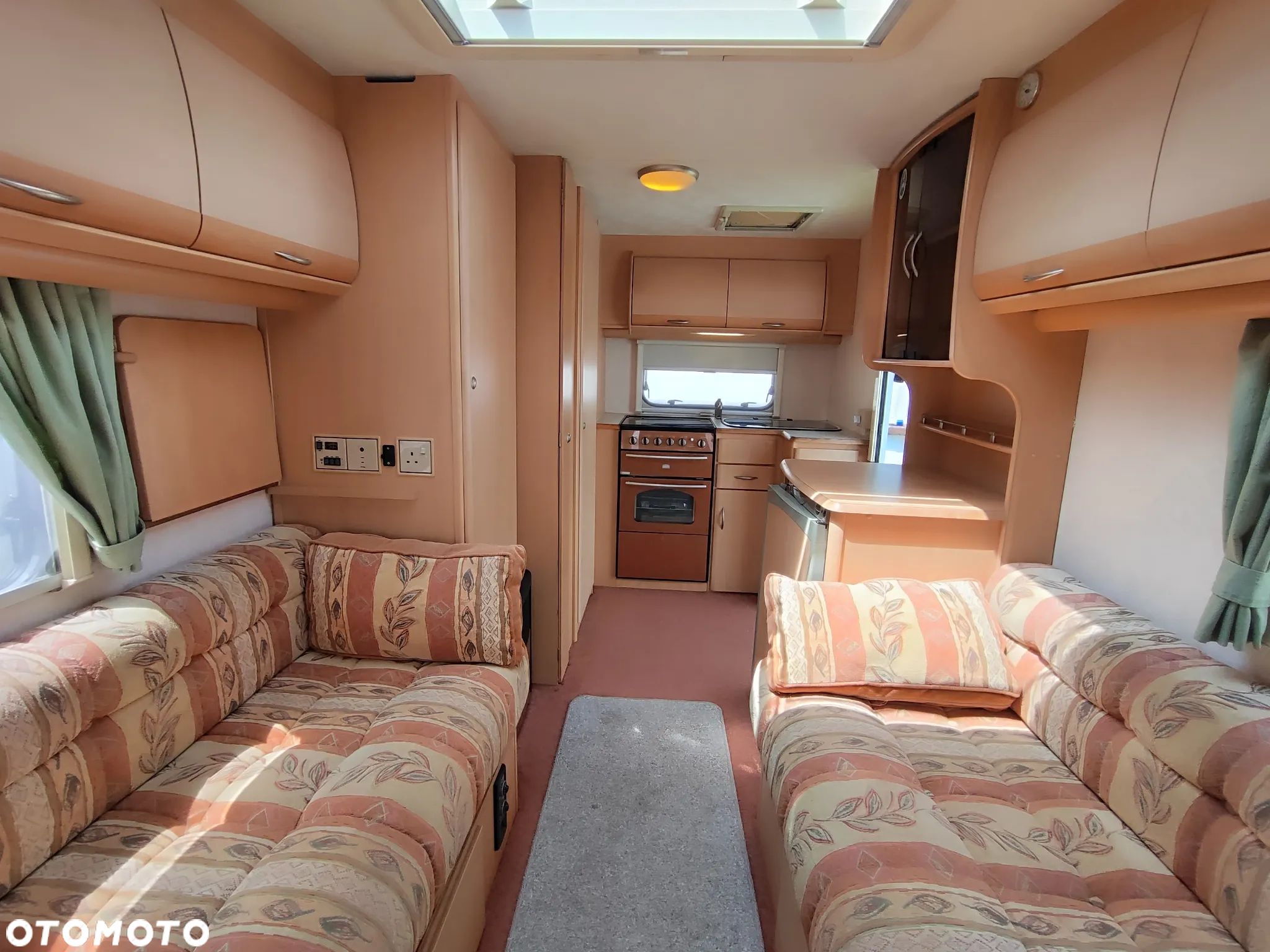 Coachman Amara - 6
