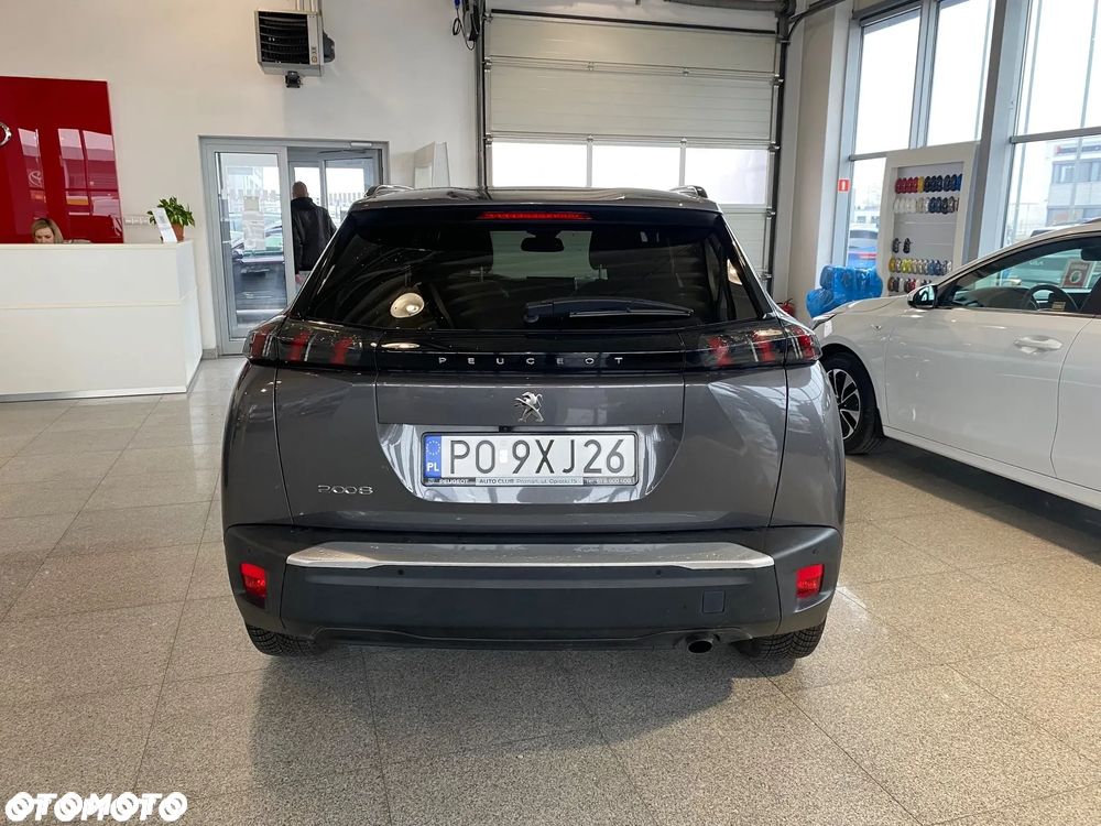 Peugeot 2008 1.2 PureTech Allure S&S - 4