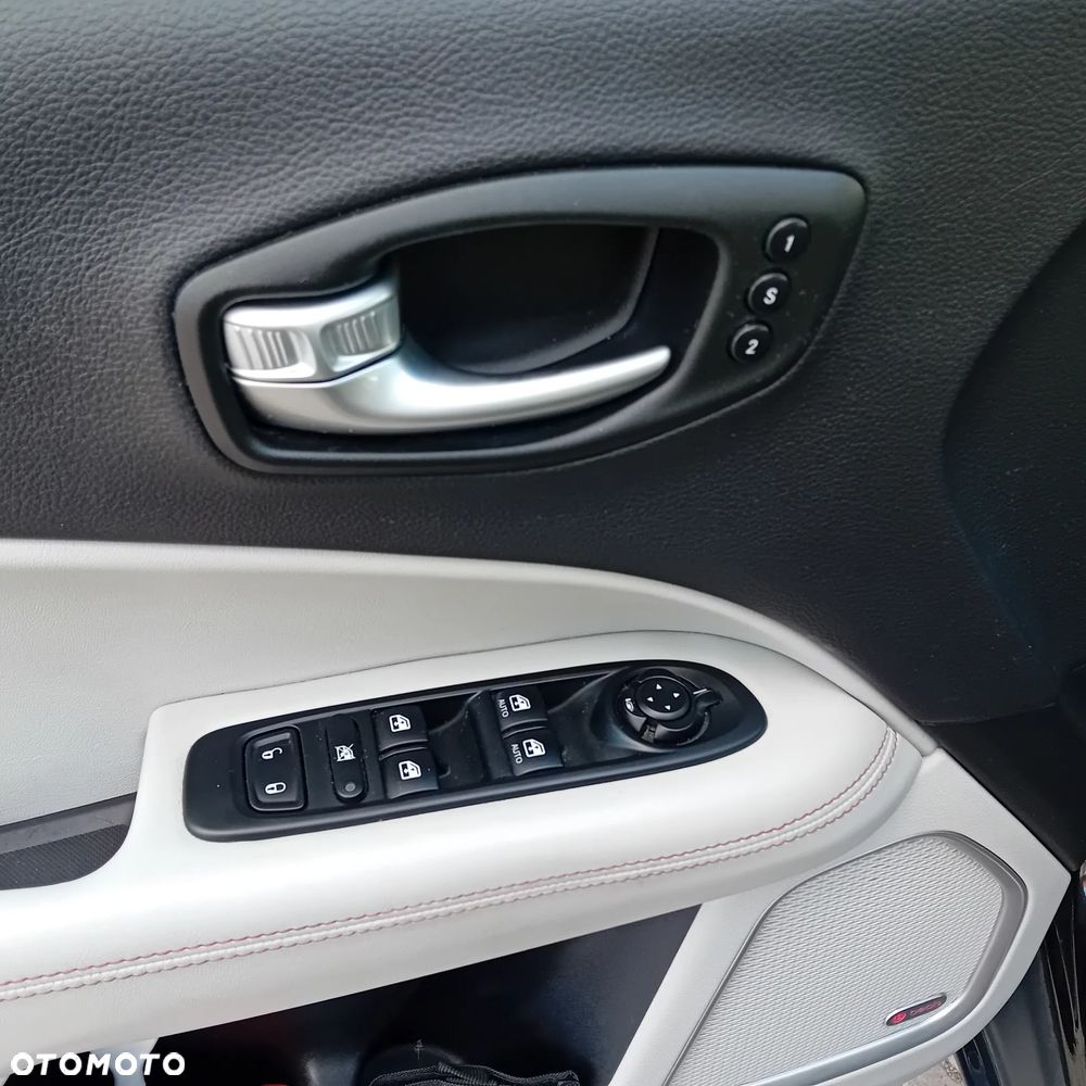 Jeep Compass 1.4 MultiAir Limited - 10