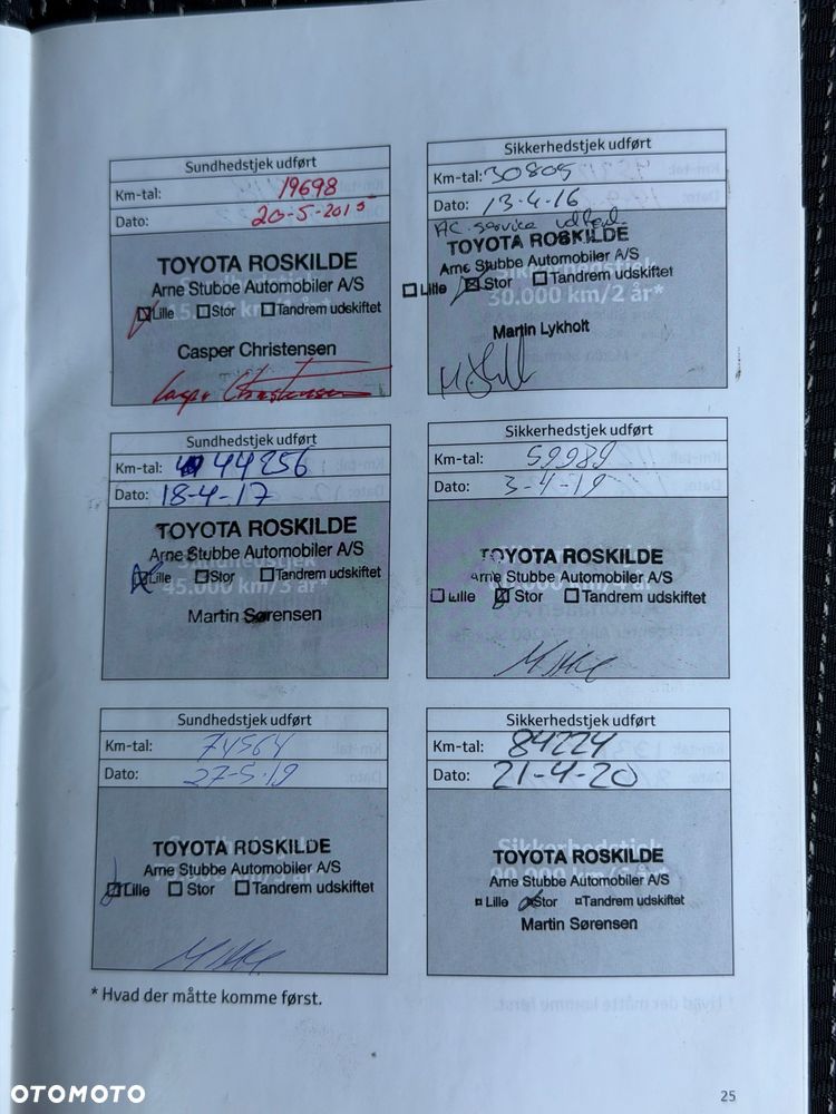 Toyota Auris 1.6 Premium + - 26