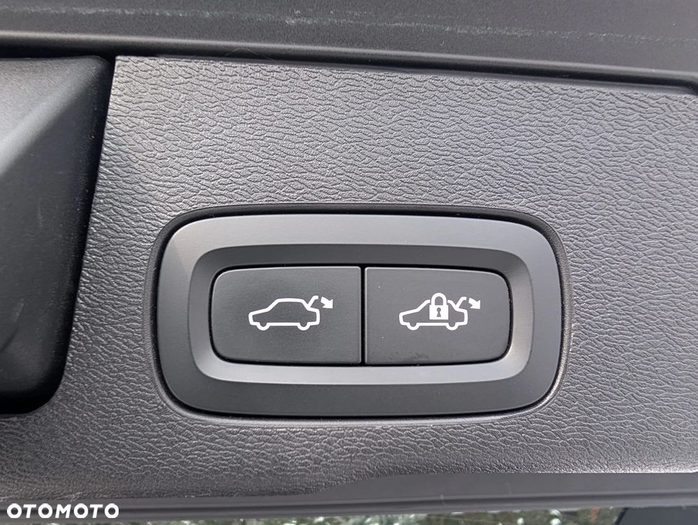 Volvo XC 60 T5 Geartronic Momentum Pro - 28
