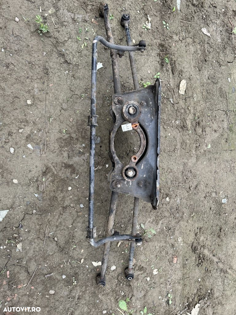 Punte spate Toyota RAV 4 II 2.0 D 2002 - 2006 SUV 4 Usi (1211) 4x4 - 2