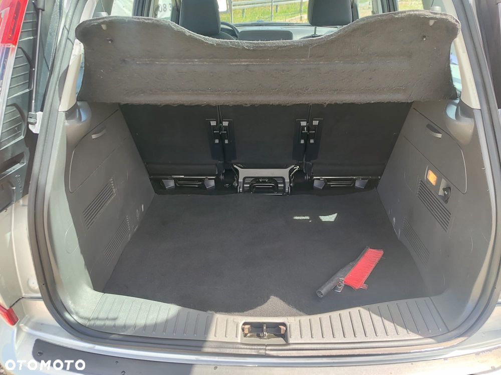 Ford C-MAX - 20