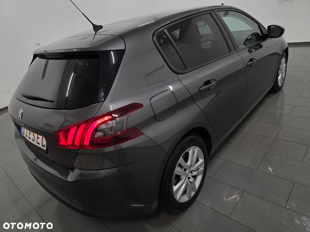 Peugeot 308 - 6