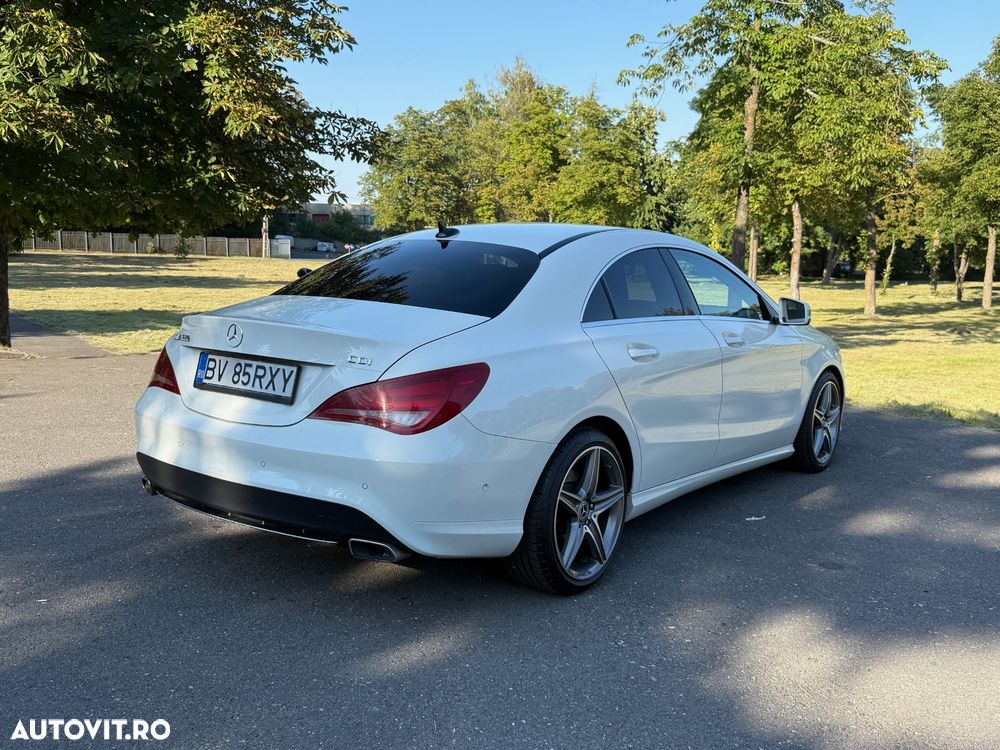 Mercedes-Benz CLA 220 CDI 7G-DCT AMG Line - 12