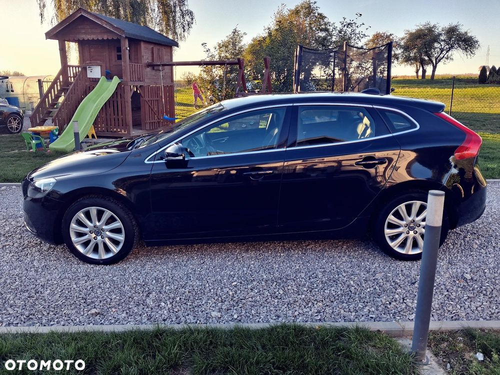 Volvo V40 D2 Momentum - 8