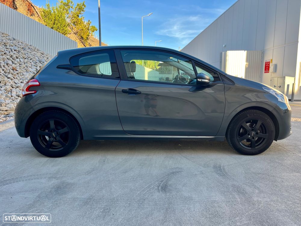 Peugeot 208 PureTech 82 Active - 23
