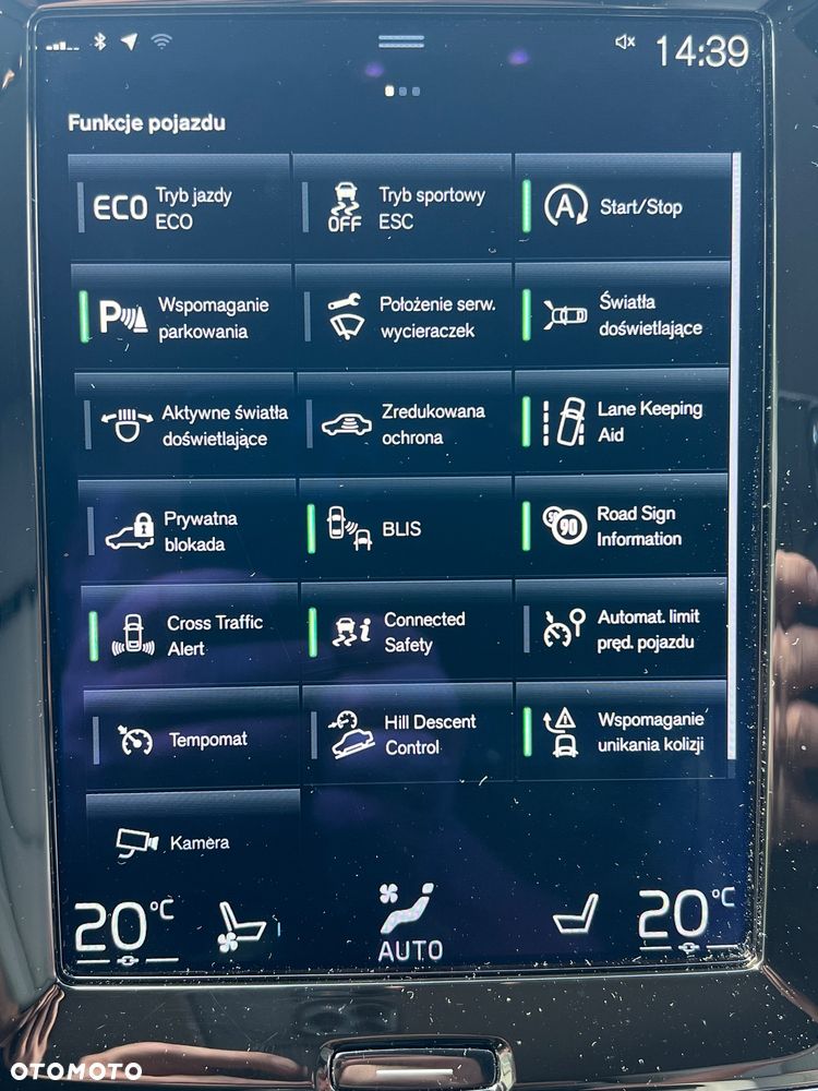 Volvo V90 Cross Country D4 AWD - 26