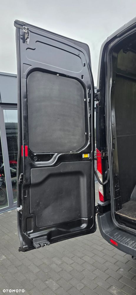 Ford Transit - 18