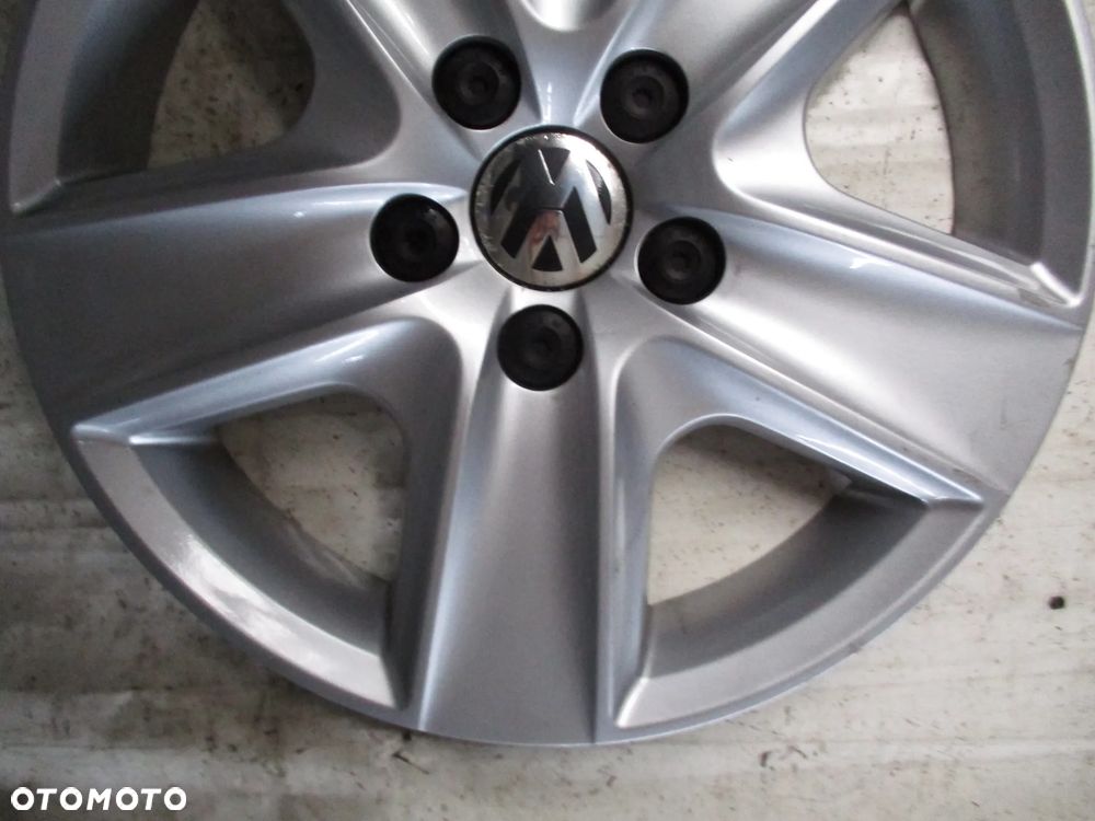 KOŁPAKI STRUKTURALNE 16 VW - 7