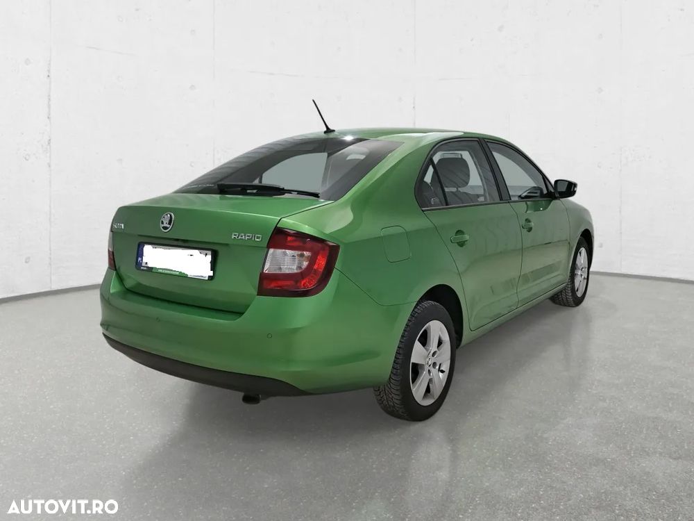 Skoda RAPID 1.0 TSI Cool Edition R&G - 6