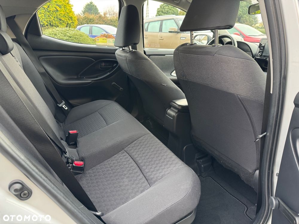 Toyota Yaris Hybrid 1.5 Comfort - 17