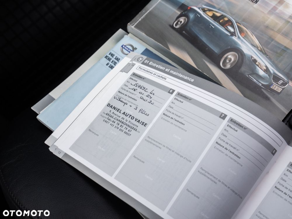 Volvo V40 D3 Geartronic R Design - 39