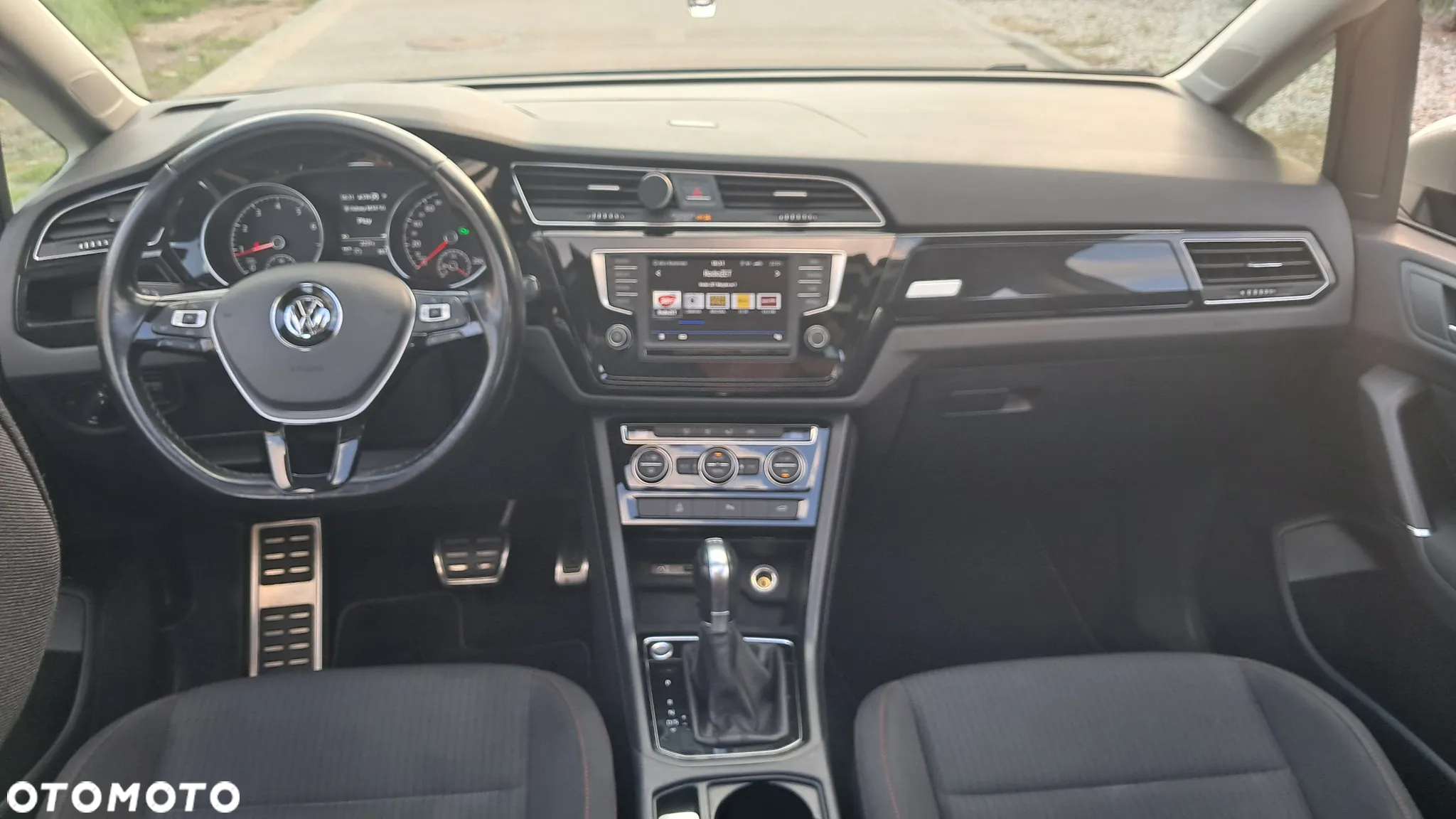 Volkswagen Touran 1.4 TSI BMT Comfortline DSG - 32