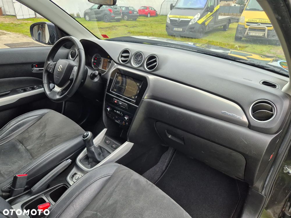 Suzuki Vitara 1.6 (4x4) Allgrip Comfort+ - 16