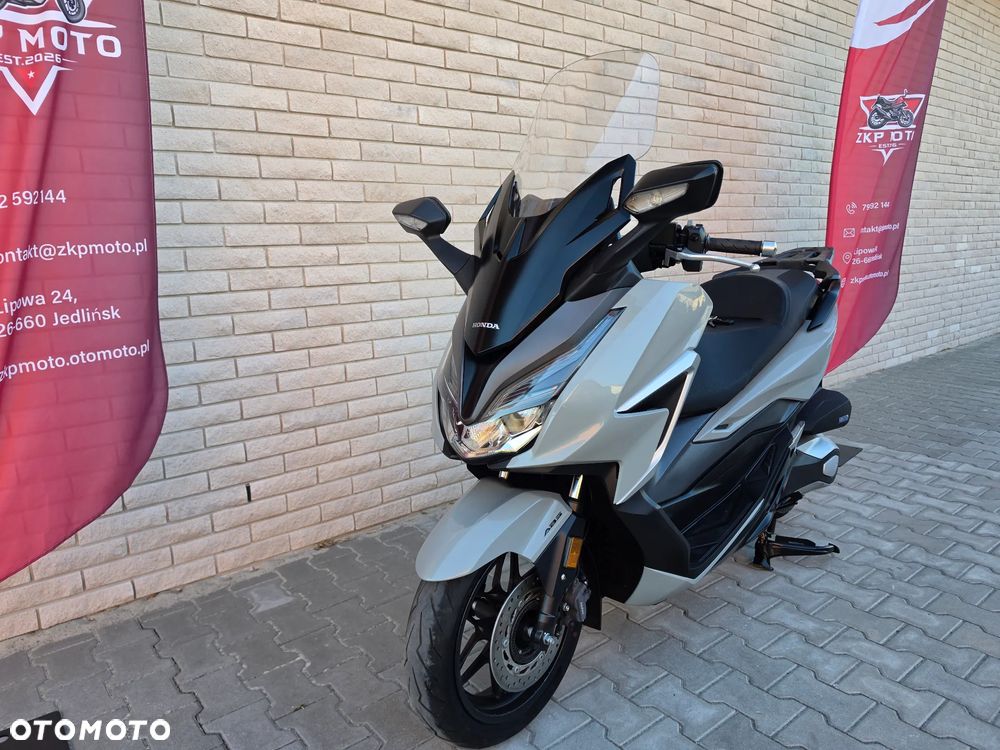 Honda NSS - 11