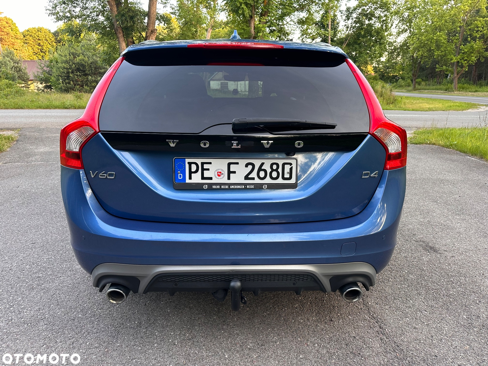Volvo V60 D4 Drive-E R-Design Momentum - 12