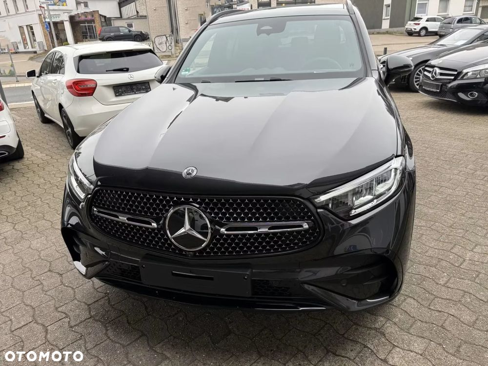 Mercedes-Benz GLC 220 d mHEV 4-Matic AMG Line - 4