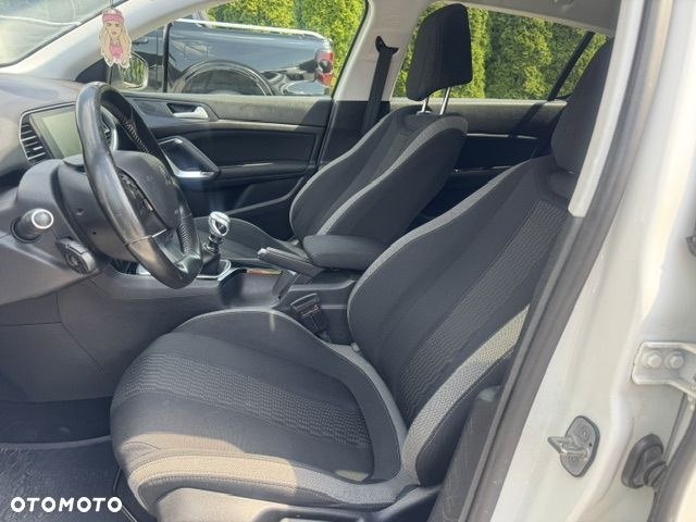 Peugeot 308 - 9