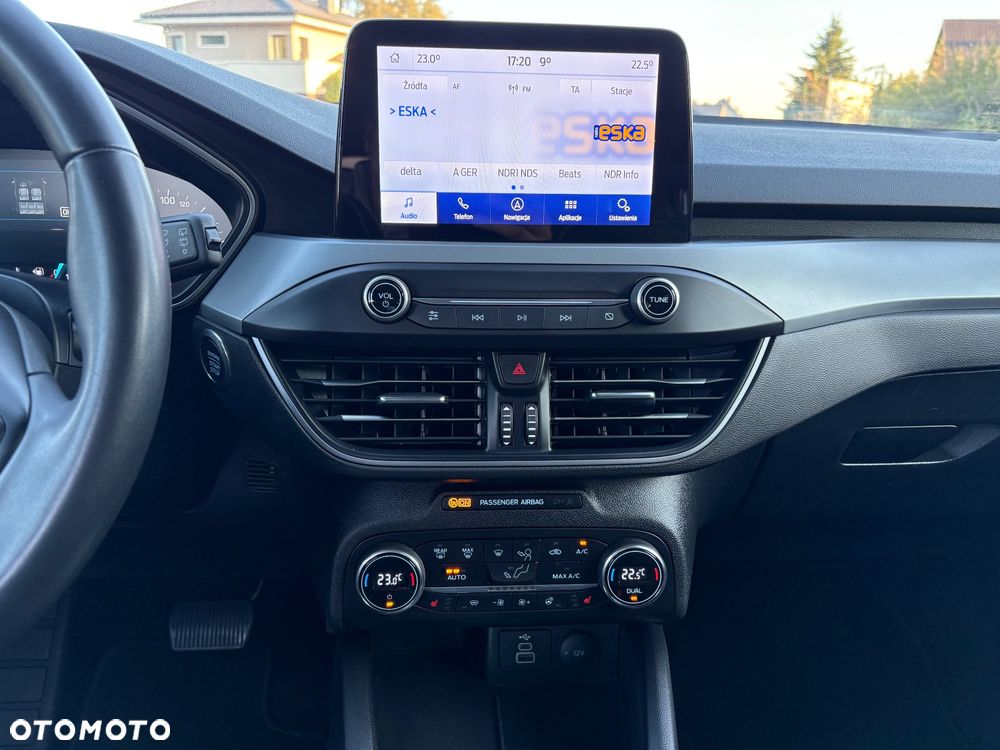 Ford Focus 1.5 EcoBlue Start-Stopp-System TITANIUM STYLE - 17