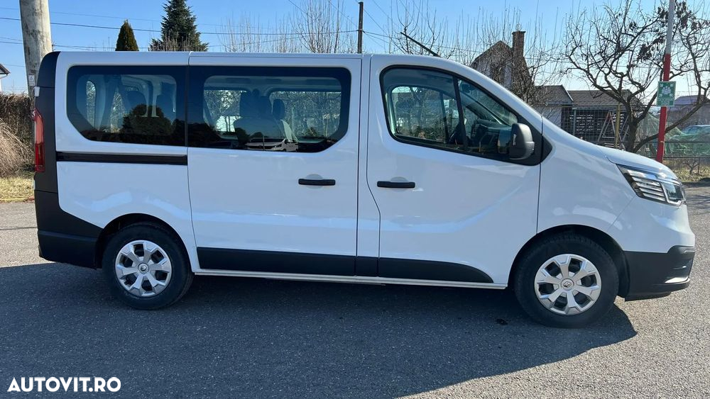 Renault Trafic Combi 2.0 Blue dCi 110 S&S L1 8+1 Life - 11