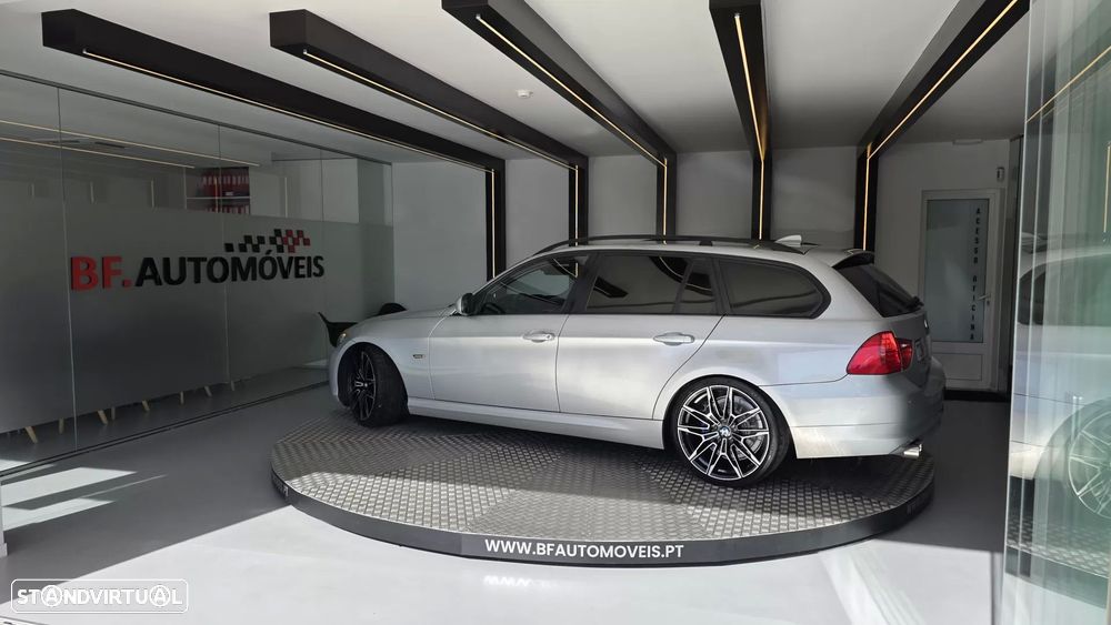 BMW 320 d EfficientDynamics Navigation - 18