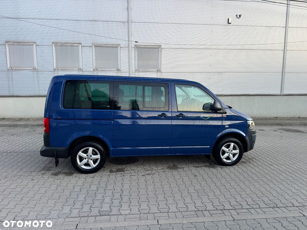 Volkswagen Caravelle L1 Comfortline 4Motion - 4