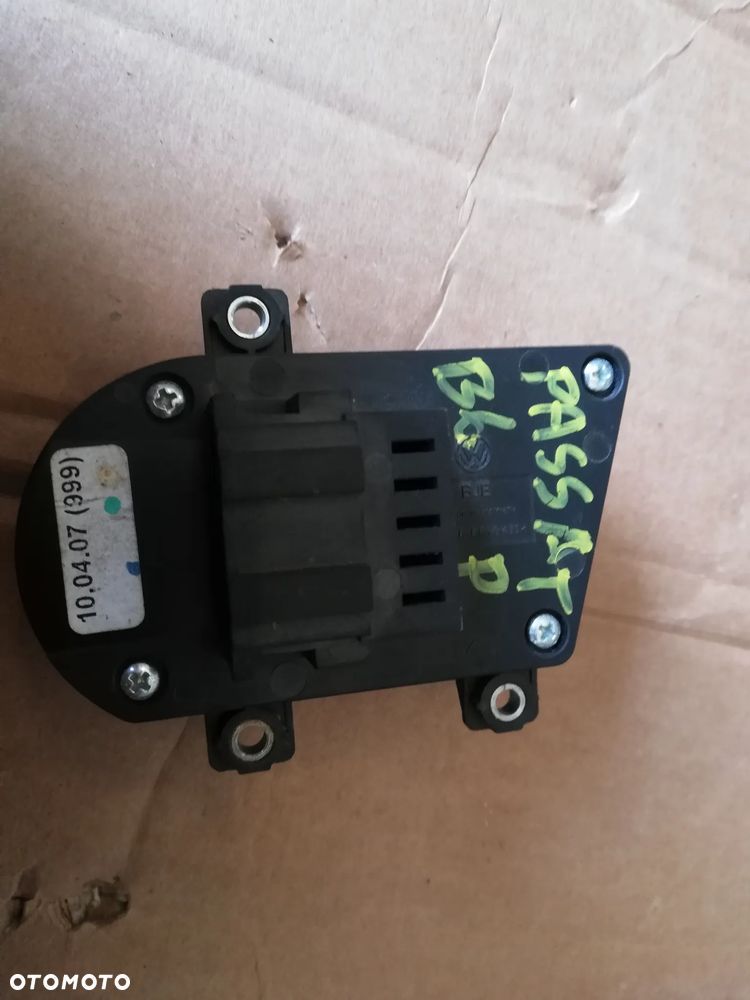 VW PASSAT B6 CC WŁĄCZNIK PRZEŁĄCZNIK PANEL REGULACJI FOTELA 3C0959778 - 2