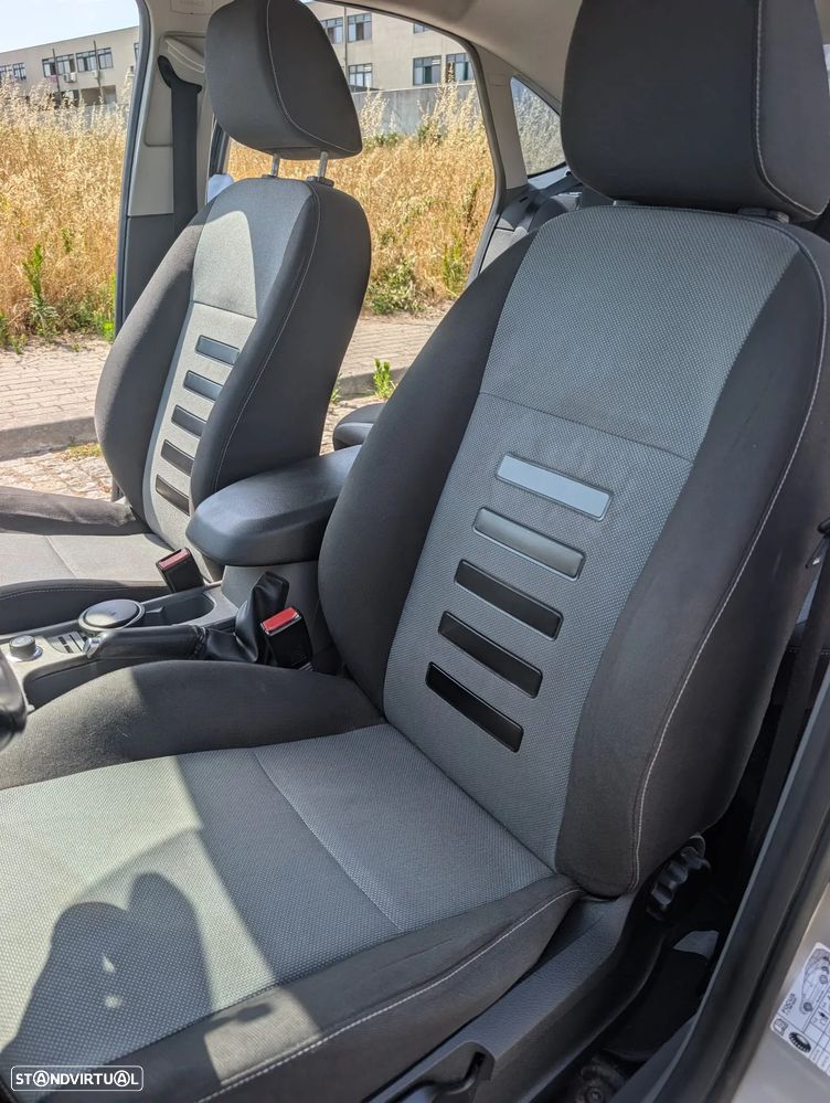 Ford Focus 1.6 TDCi Trend - 10