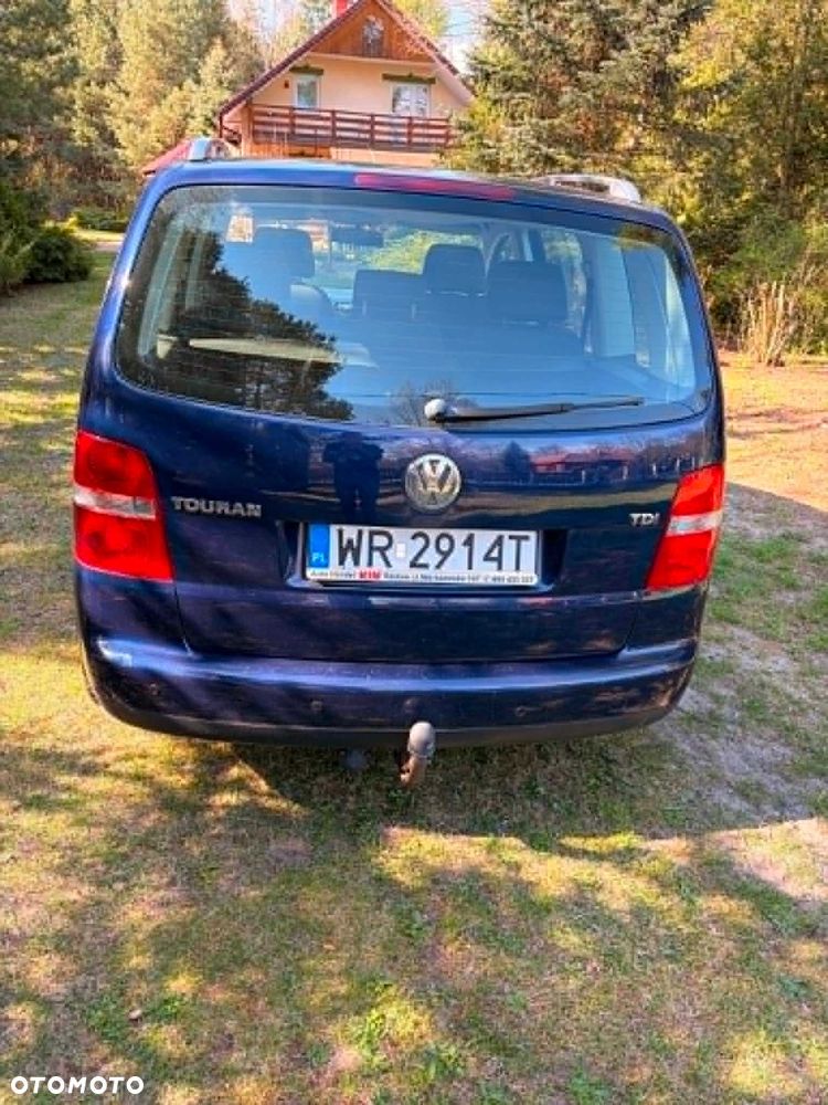 Volkswagen Touran - 6