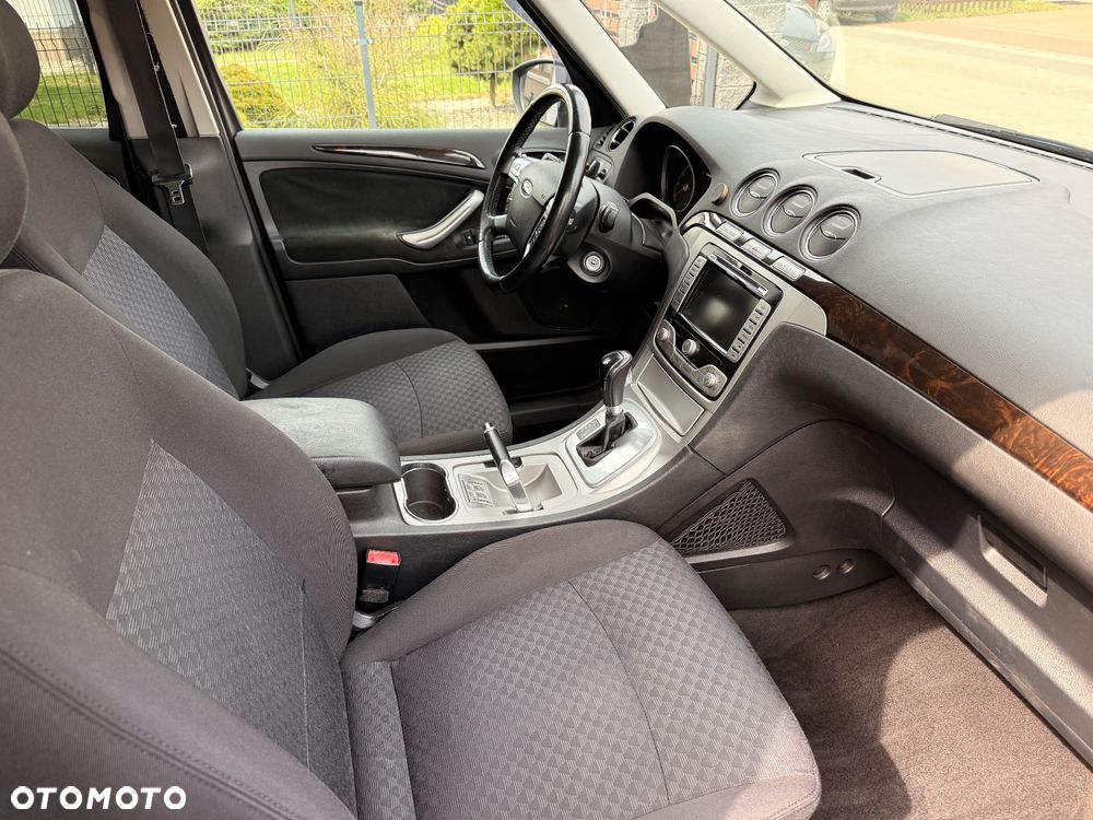 Ford Galaxy 2.3 Ghia - 9