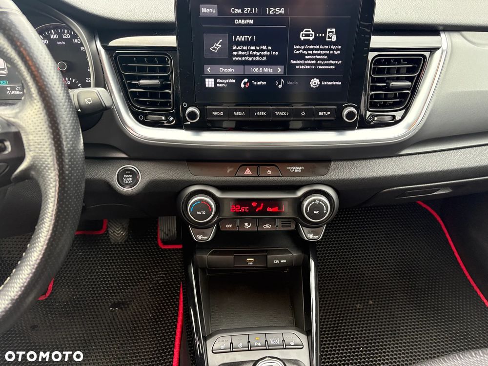 Kia Stonic 1.0 T-GDI MHEV L Business Line - 17