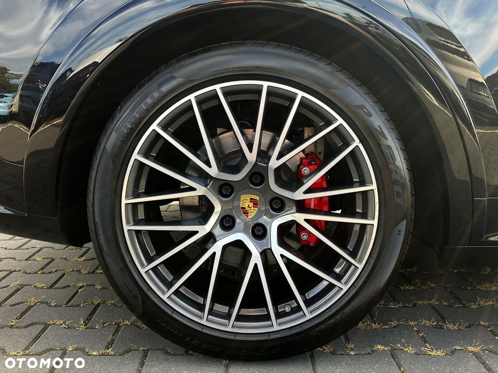 Porsche Cayenne - 14