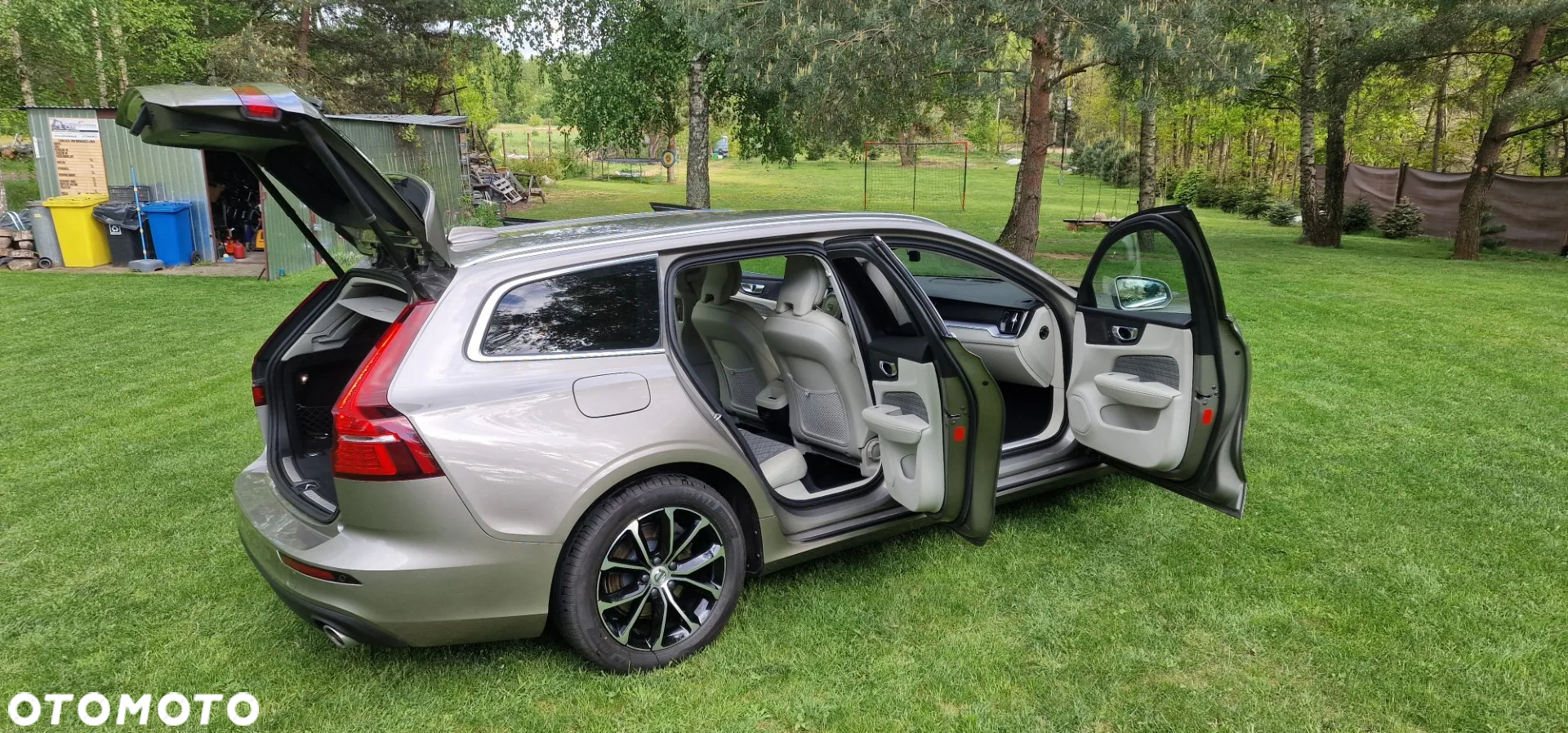 Volvo V60 B4 D Momentum Pro - 9